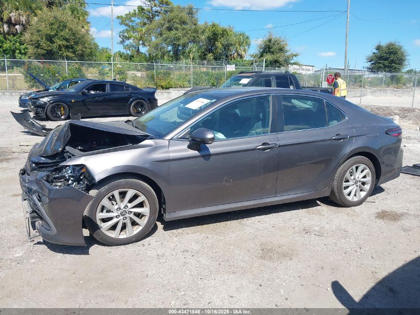 2022 Toyota Camry Le VIN: 4T1R11AK0NU710697 Lot: 43471846