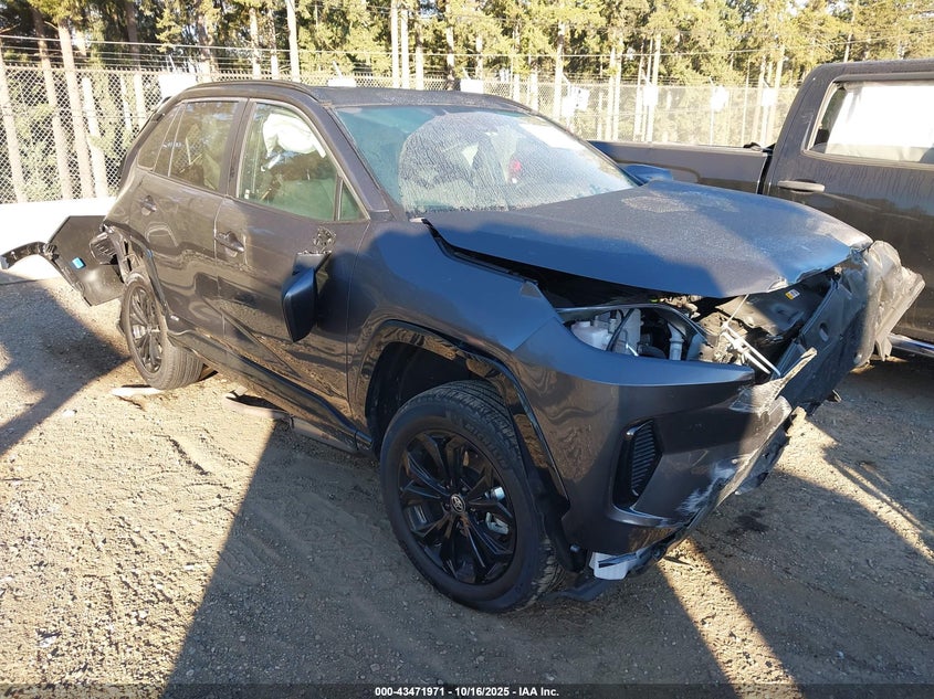 TOYOTA RAV4 HYBRID SE