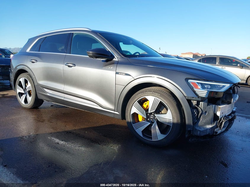 AUDI E-TRON PREMIUM PLUS