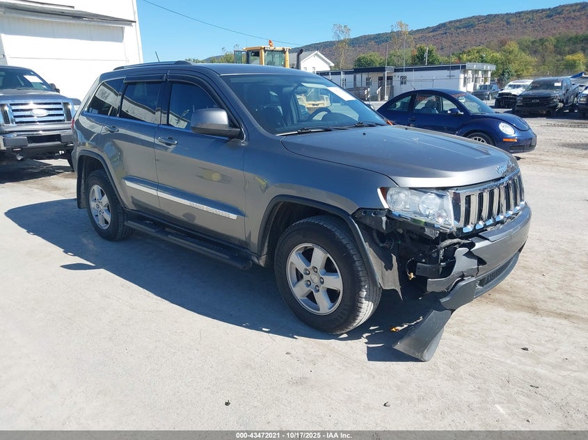 JEEP GRAND CHEROKEE LAREDO