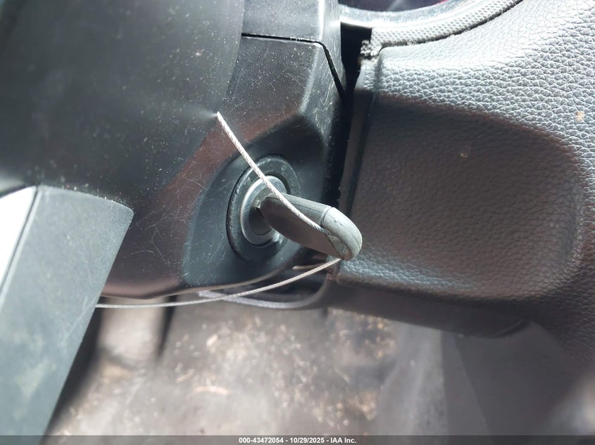 2013 Ford Mustang V6 VIN: 1ZVBP8AM5D5249453 Lot: 43472054