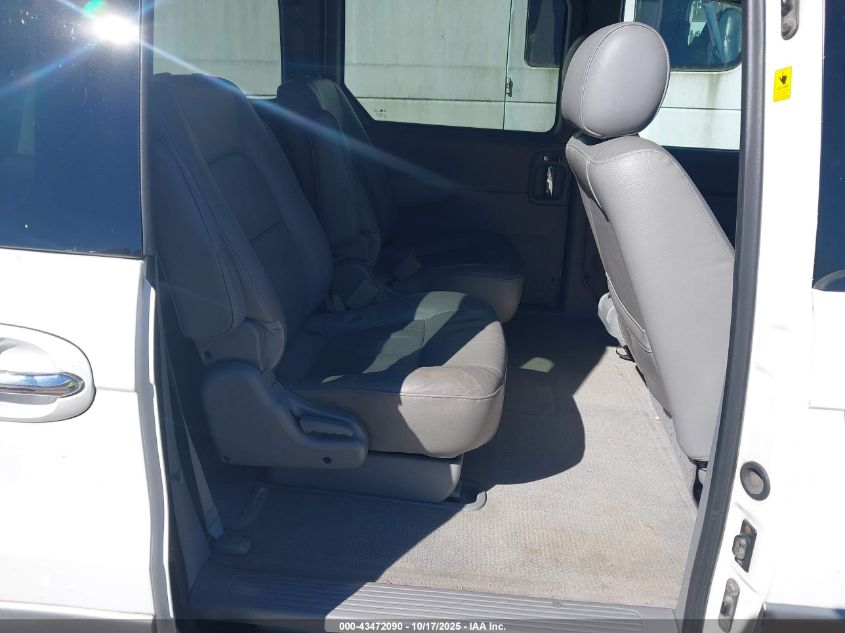 2004 Kia Sedona Ex/Lx VIN: KNDUP131046552799 Lot: 43472090