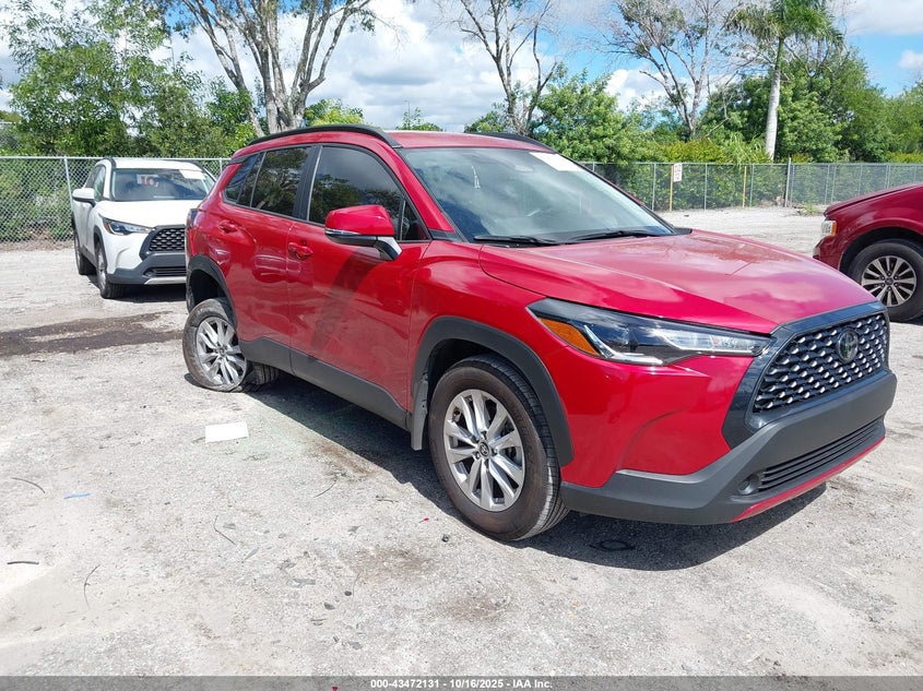 TOYOTA COROLLA CROSS LE