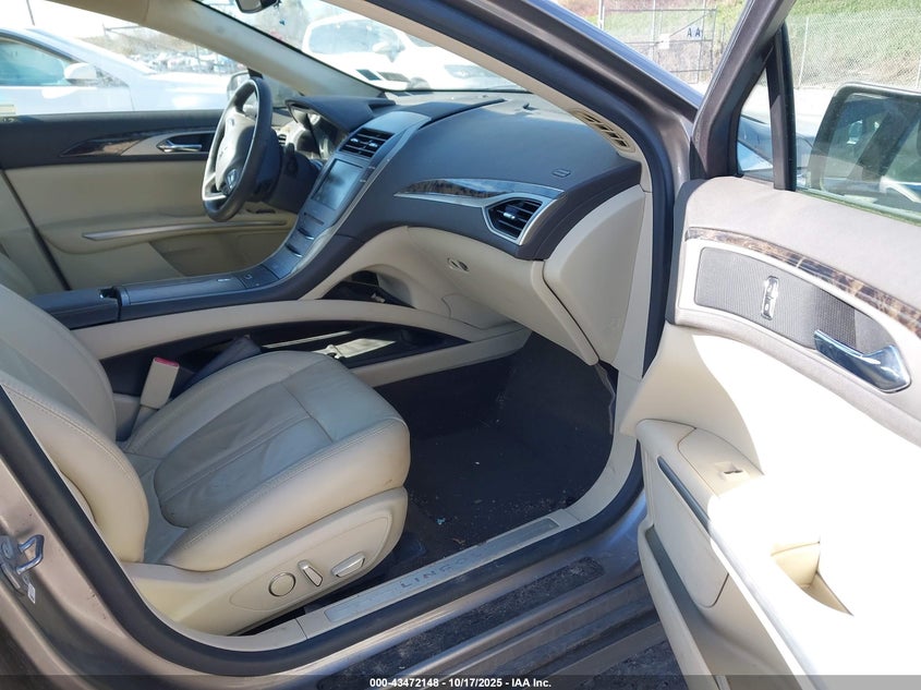 2015 LINCOLN MKZ 3LN6L2J93FR601935