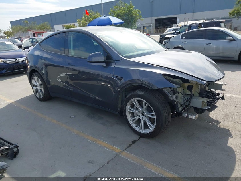 TESLA MODEL Y AWD/LONG RANGE DUAL MOTOR ALL-WHEEL DRIVE