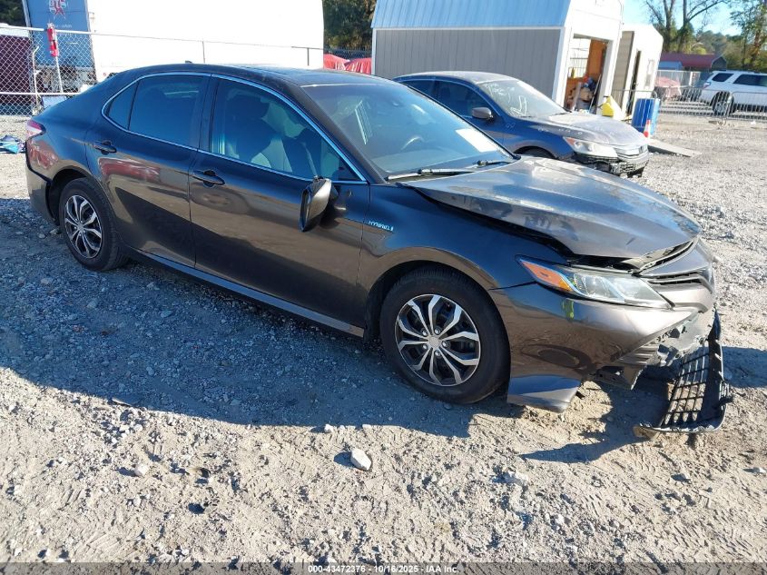 TOYOTA CAMRY HYBRID LE