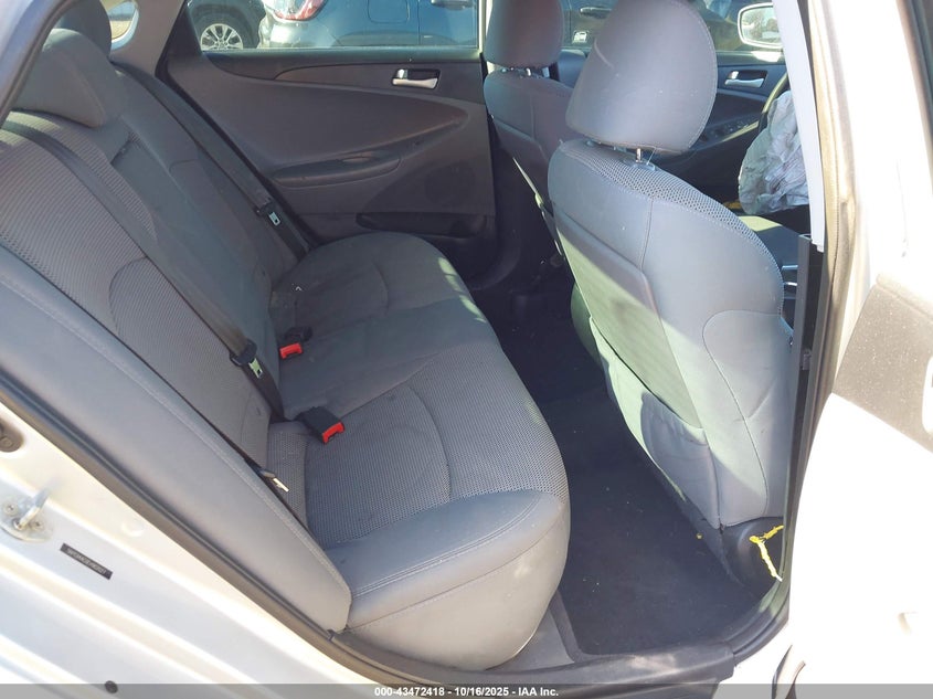 2014 HYUNDAI SONATA GLS 5NPEB4AC0EH902027