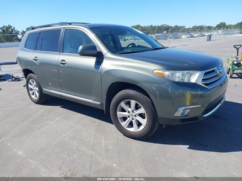 TOYOTA HIGHLANDER SE V6