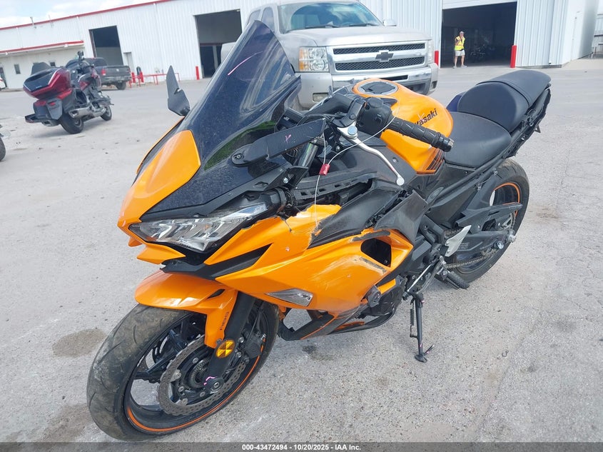 2025 KAWASAKI EX650 P ML5EXEP17SDAF8138