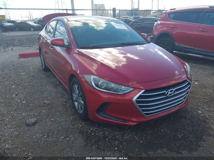2018 HYUNDAI ELANTRA SEL - 5NPD84LF3JH238026