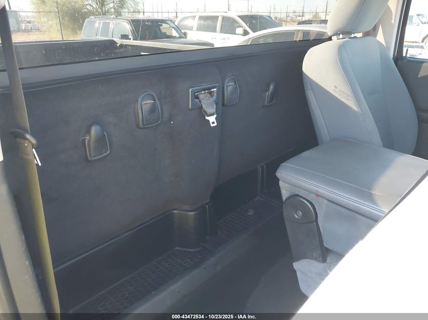 2018 Ram 1500 Express 4X2 6'4 Box VIN: 3C6JR6AG3JG244111 Lot: 43472534