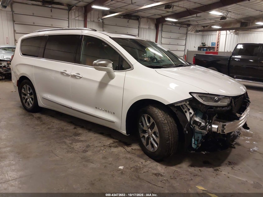 2024 CHRYSLER PACIFICA HYBRID PINNACLE - 2C4RC1N72RR109198