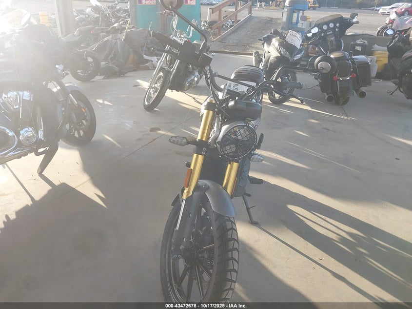 2024 TRIUMPH MOTORCYCLE SCRAMBLER 400 X SMTT147Y0RNA06088