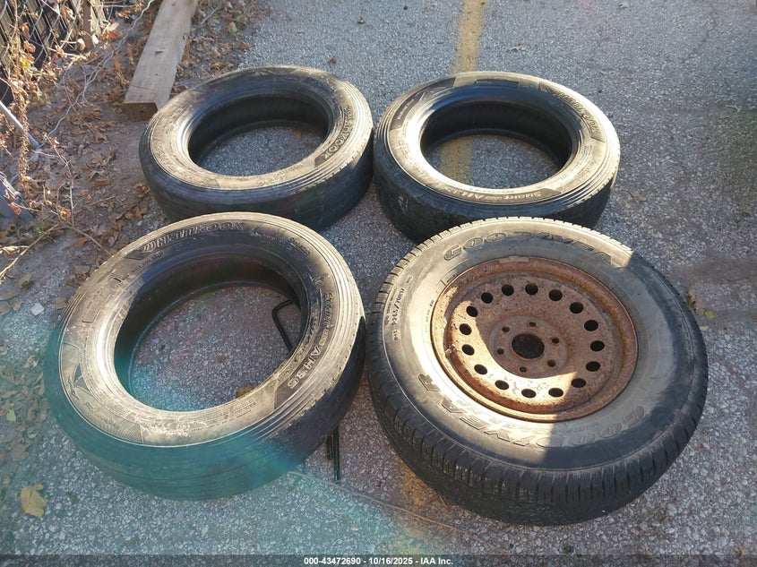 2014 CHEVROLET SILVERADO 1500 2LZ 3GCUKSEC7EG100237