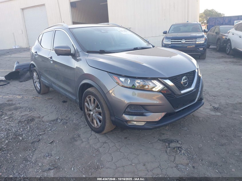 NISSAN ROGUE SPORT SV FWD XTRONIC CVT