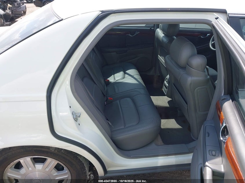 2005 Cadillac Deville Livery VIN: 1G6KD54Y55U256308 Lot: 43472855