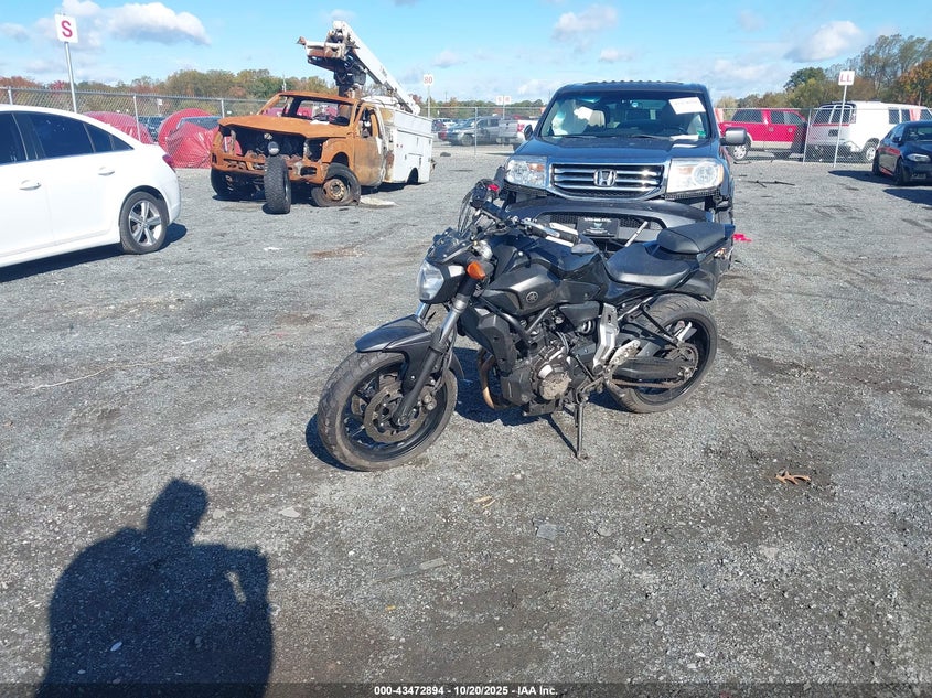 JYARM06E8GA010581 2016 YAMAHA FZ photo no. 2