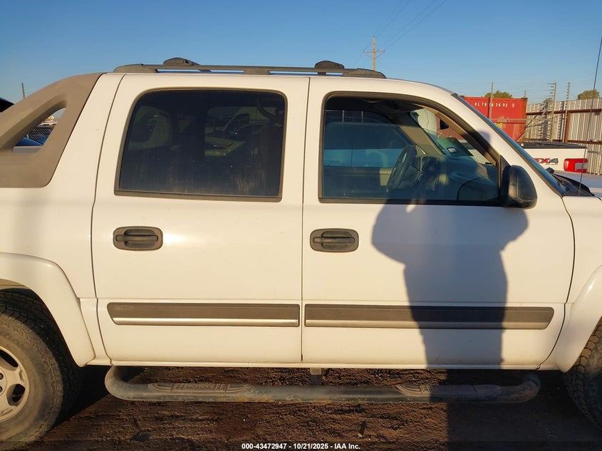 2005 Chevrolet Avalanche 1500 Ls VIN: 3GNEC12Z95G280686 Lot: 43472947