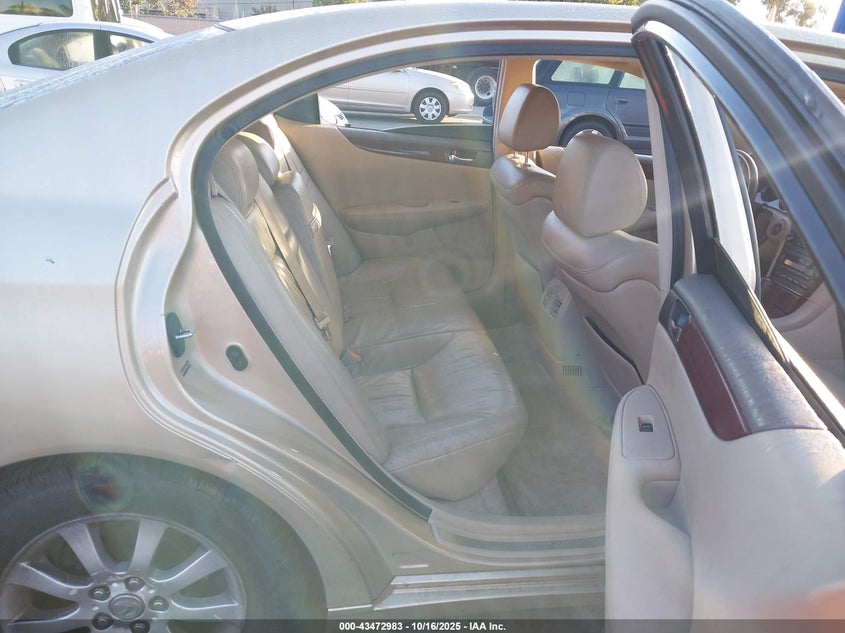 JTHBF30G030131468 2003 LEXUS ES photo no. 8