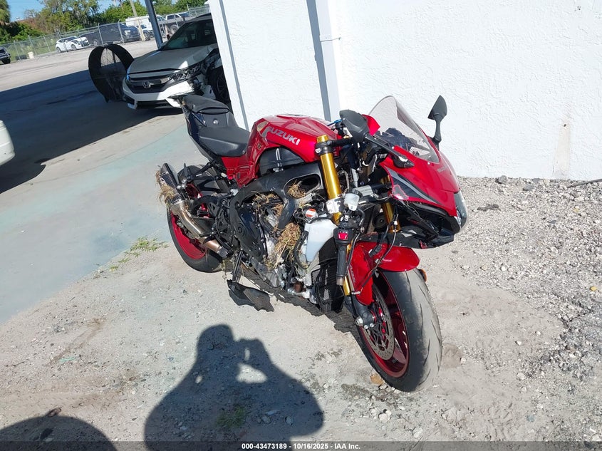 2025 SUZUKI GSX-R1000 R - JS1DM11H2S7100735