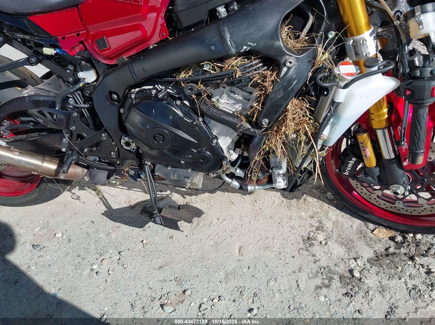 JS1DM11H2S7100735 2025 SUZUKI GSX photo no. 8