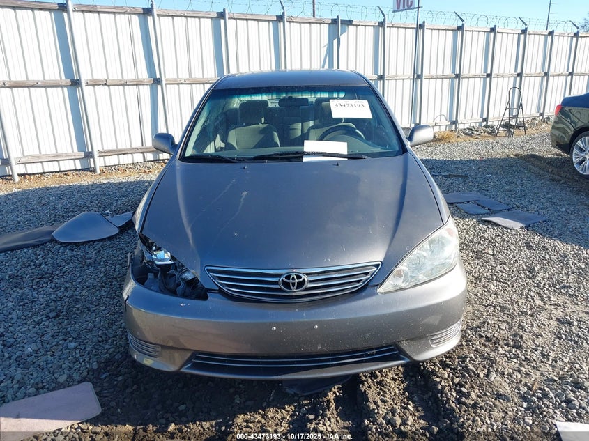 4T1BE32KX5U523368 2005 TOYOTA CAMRY photo no. 12