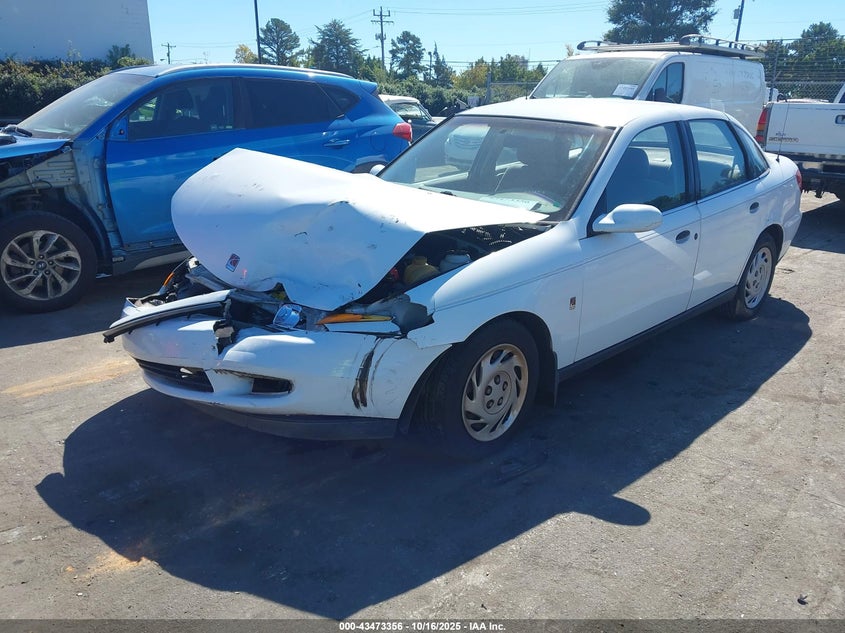 1G8JS52F9YY679884 2000 SATURN LS photo no. 2