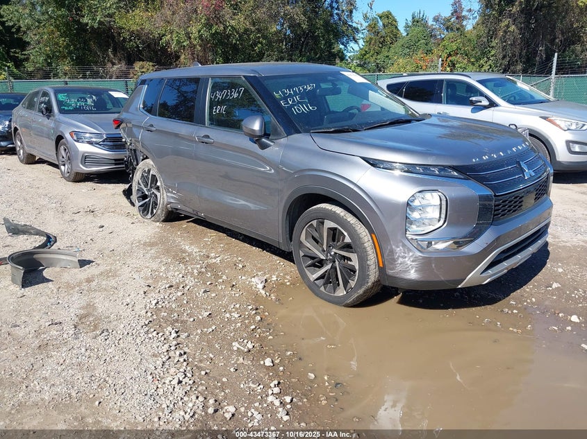 MITSUBISHI OUTLANDER SE 2.5 2WD