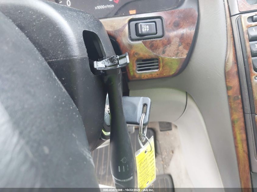 2000 Nissan Maxima Gle/Gxe/Se VIN: JN1CA31A9YT024457 Lot: 43473386