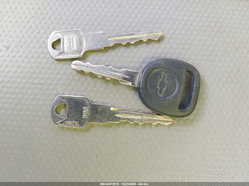 2001 Chevrolet Suburban 1500 Lt VIN: 3GNFK16T51G121378 Lot: 43473519