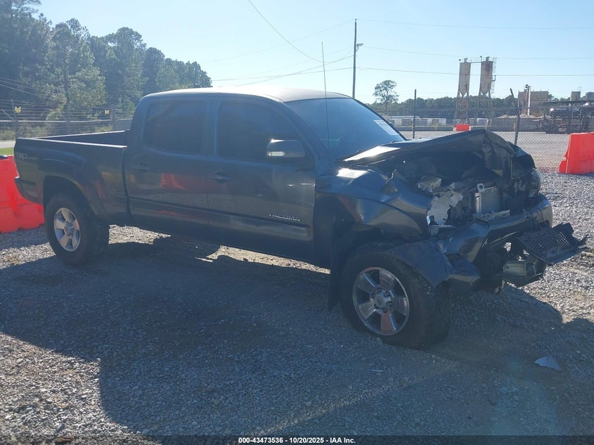 TOYOTA TACOMA BASE V6