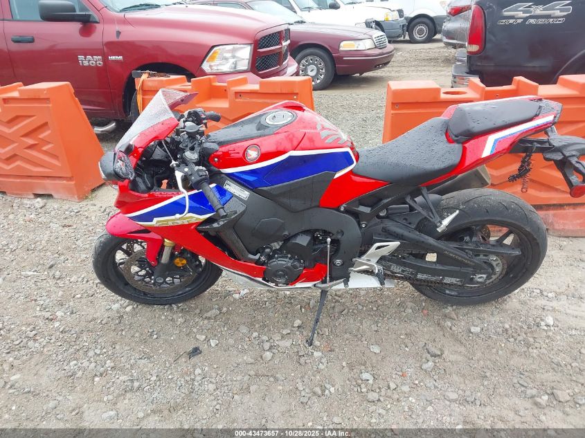 2023 Honda Cbr1000 Rr VIN: JH2SC7711PK600376 Lot: 43473657