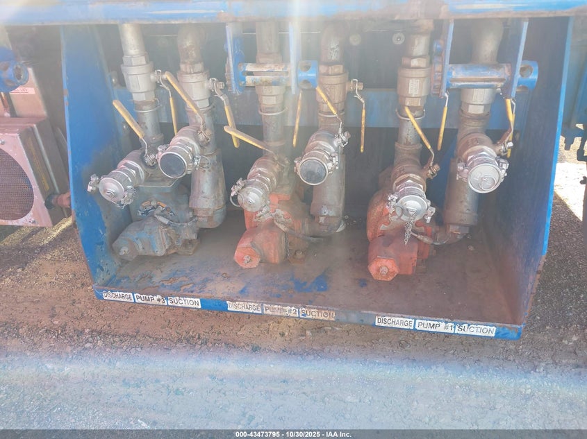 1NPCL40X4FD276586 2015   photo no. 15