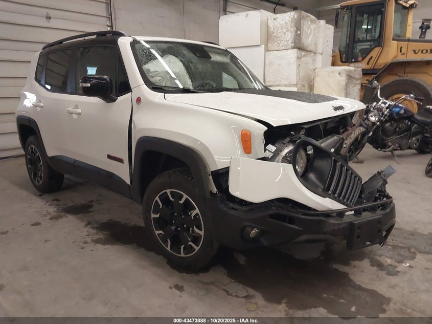 JEEP RENEGADE TRAILHAWK 4X4