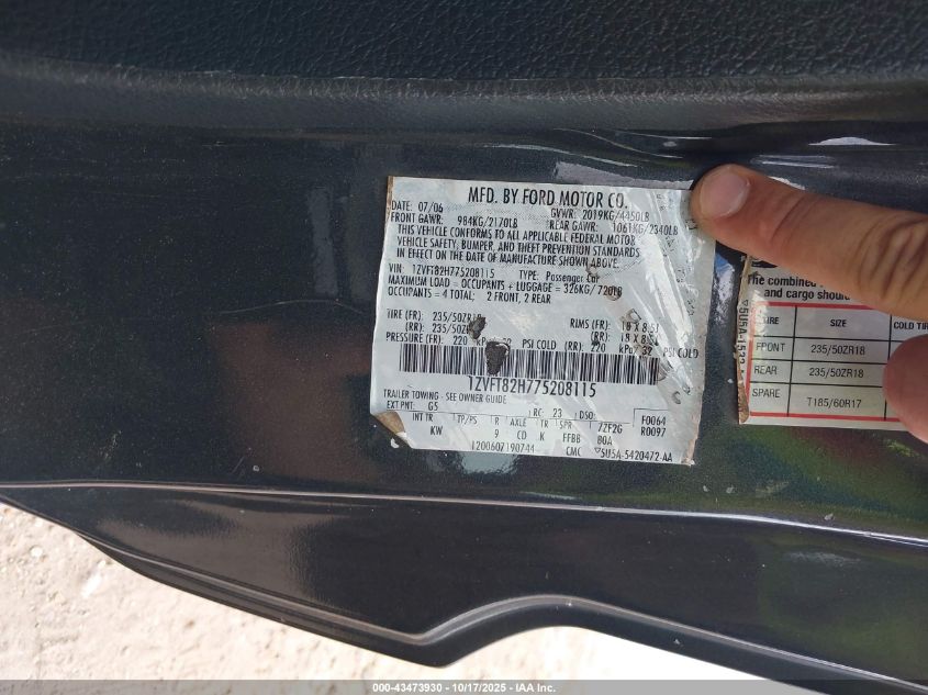 2007 Ford Mustang Gt Deluxe/Gt Premium VIN: 1ZVFT82H775208115 Lot: 43473930