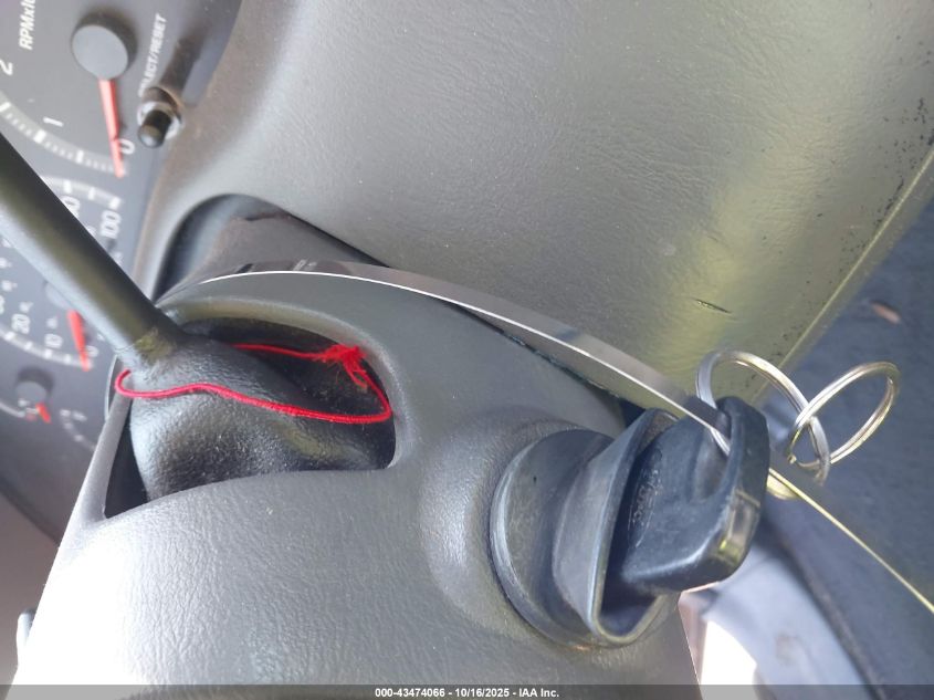 2003 Ford F-150 Lariat/Xlt VIN: 1FTRW07613KD26916 Lot: 43474066