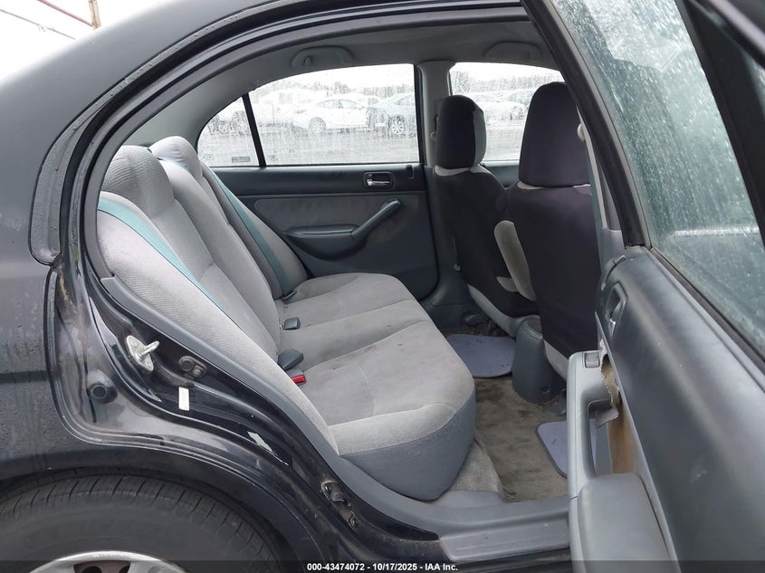 2HGES16582H589355 2002 HONDA CIVIC photo no. 8