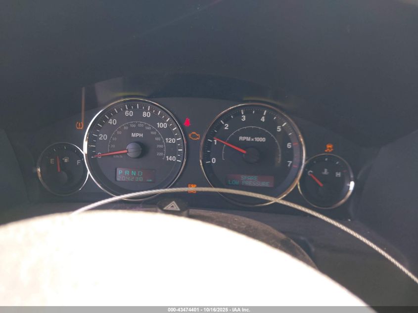 2006 Jeep Commander Limited VIN: 1J8HG58N86C141698 Lot: 43474401