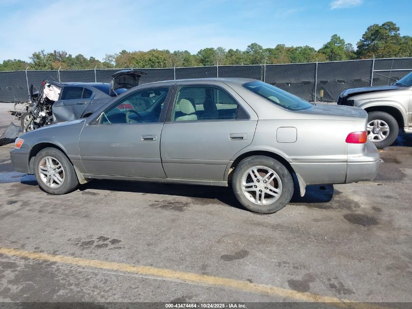 2001 Toyota Camry Le VIN: JT2BG22K210550115 Lot: 43474464