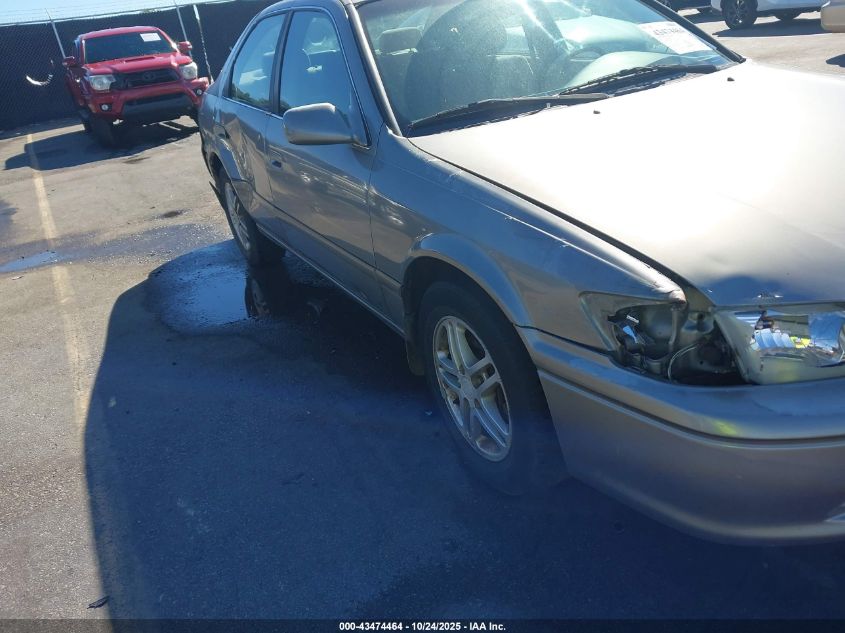 2001 Toyota Camry Le VIN: JT2BG22K210550115 Lot: 43474464