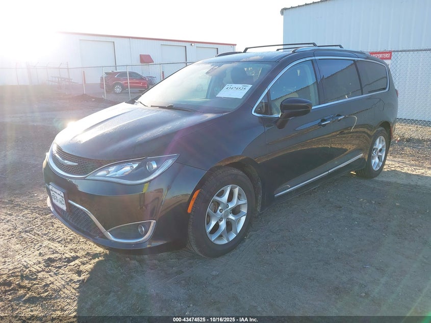 2017 Chrysler Pacifica Touring-L Plus black van flexible 2C4RC1EGXHR769620 photo #3
