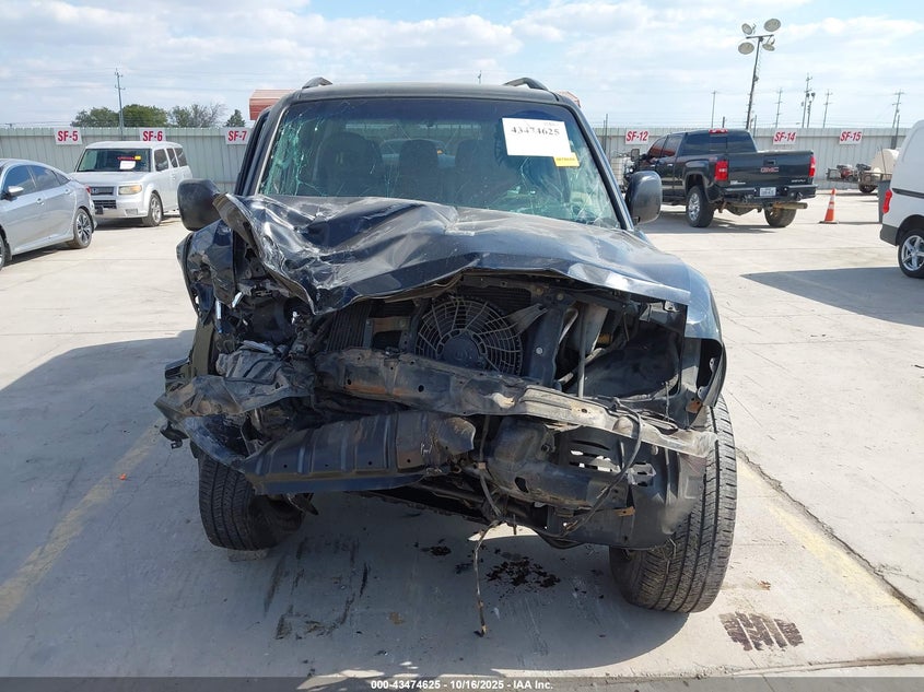 2005 Mitsubishi Montero Limited VIN: JA4MW51SX5J002752 Lot: 43474625