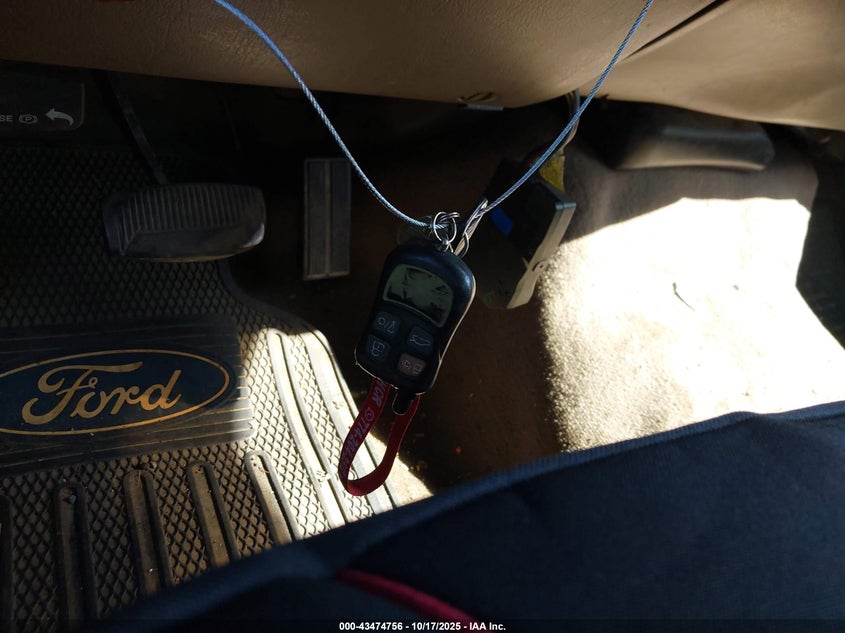 2004 Ford F-250 Lariat/Xl/Xlt VIN: 1FTNX21L64EC88492 Lot: 43474756