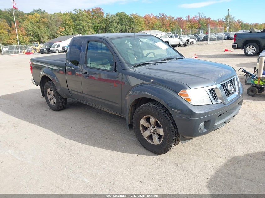 NISSAN FRONTIER SV