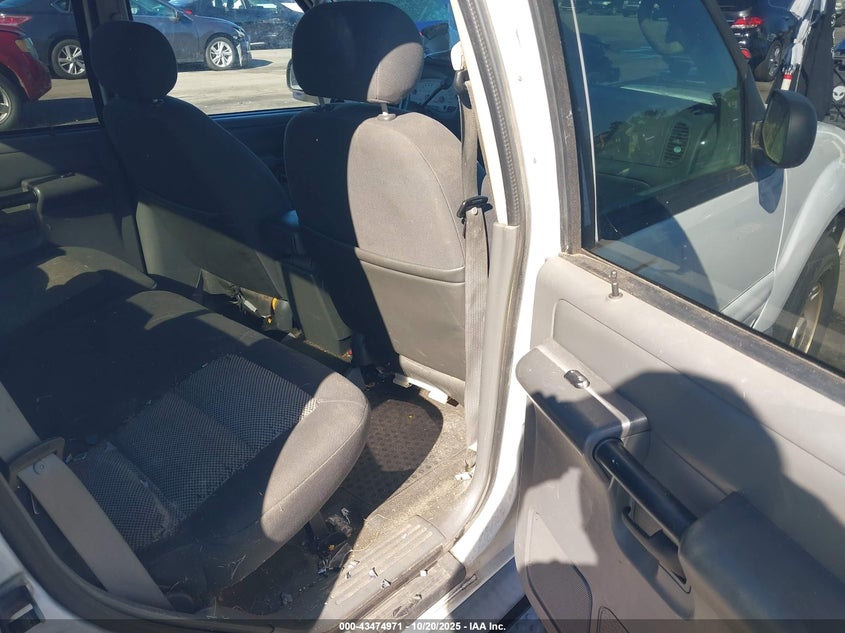 2004 Ford Explorer Sport Trac Adrenalin/Xls/Xlt VIN: 1FMZU67K84UB42354 Lot: 43474971