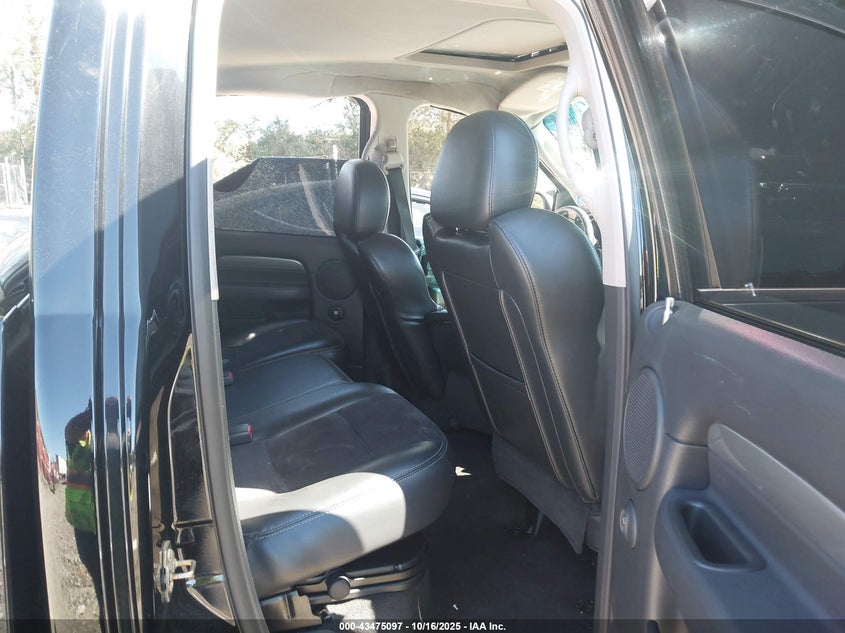 2005 Dodge Ram 1500 Srt-10 VIN: 3D7HA18H85G863878 Lot: 43475097