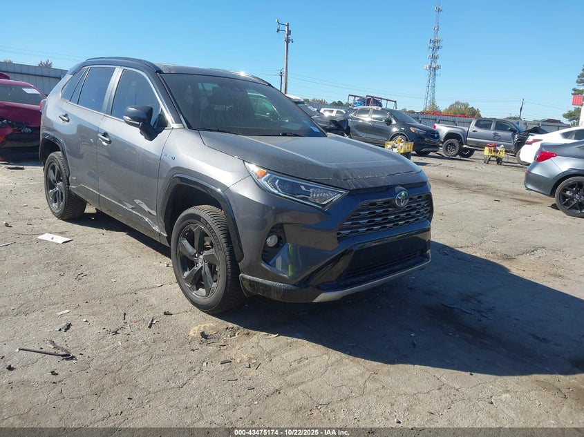 TOYOTA RAV4 HYBRID XSE