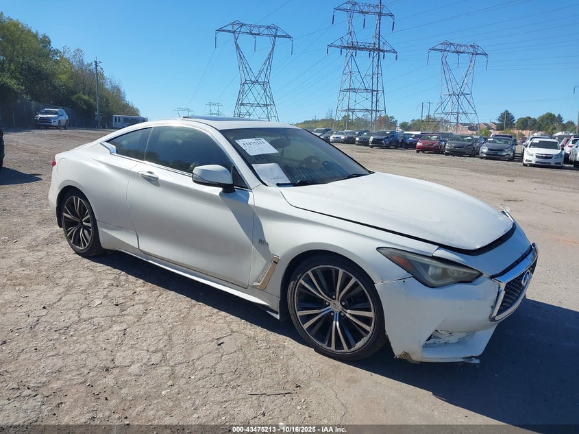 INFINITI Q60 3.0T LUXE