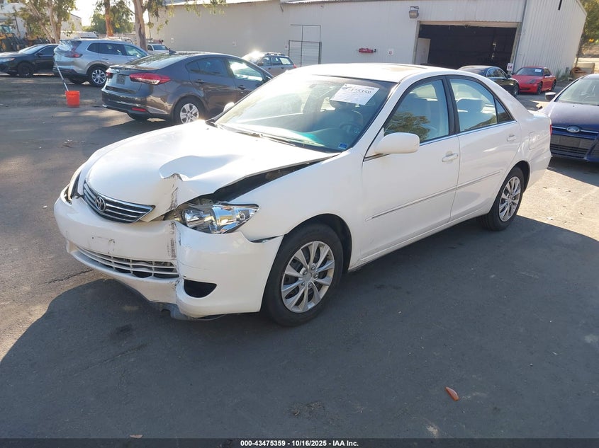 JTDBF32K350166253 2005 TOYOTA CAMRY photo no. 2
