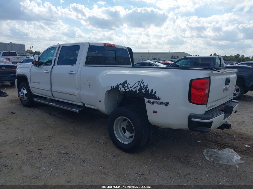 1GT42YEY3JF200121 2018 GMC SIERRA photo no. 3
